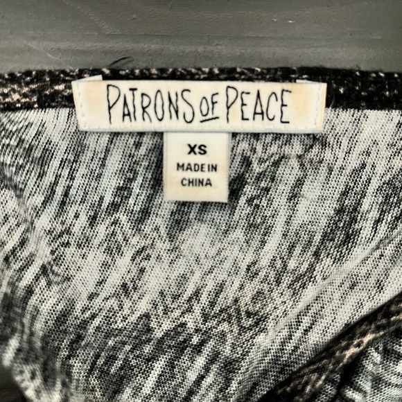 PATRONS OF PEACE - boho grey blouse long sleeve cross back details - size XS - Picture 5 of 8